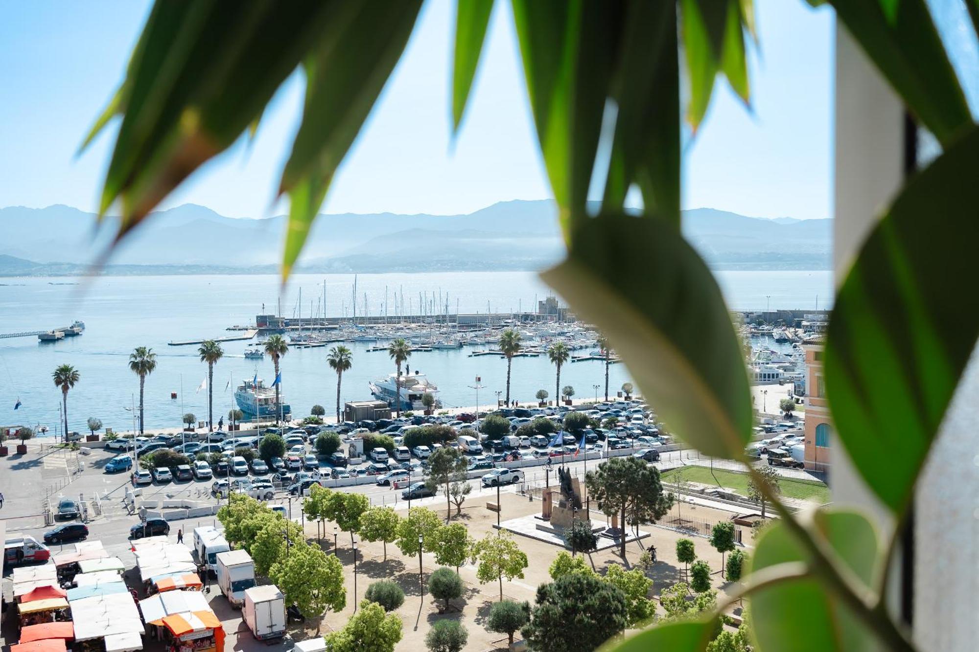 Hotel Du Golfe Ajaccio  Esterno foto